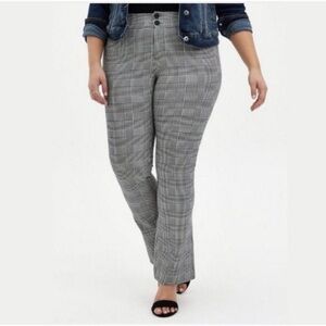 NWT Torrid 4TRSR Boot Ponte Plaid Career pants 24T black white plaid houndstooth